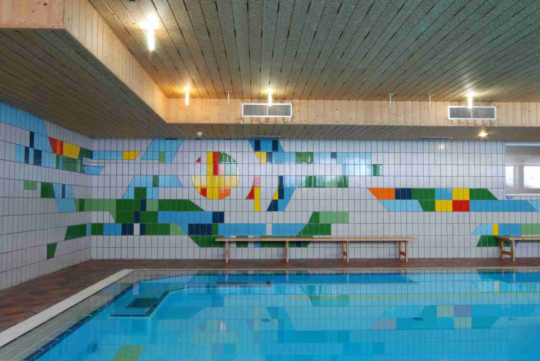 Sport-Hotel-Pampeago-piscina-riscaldata